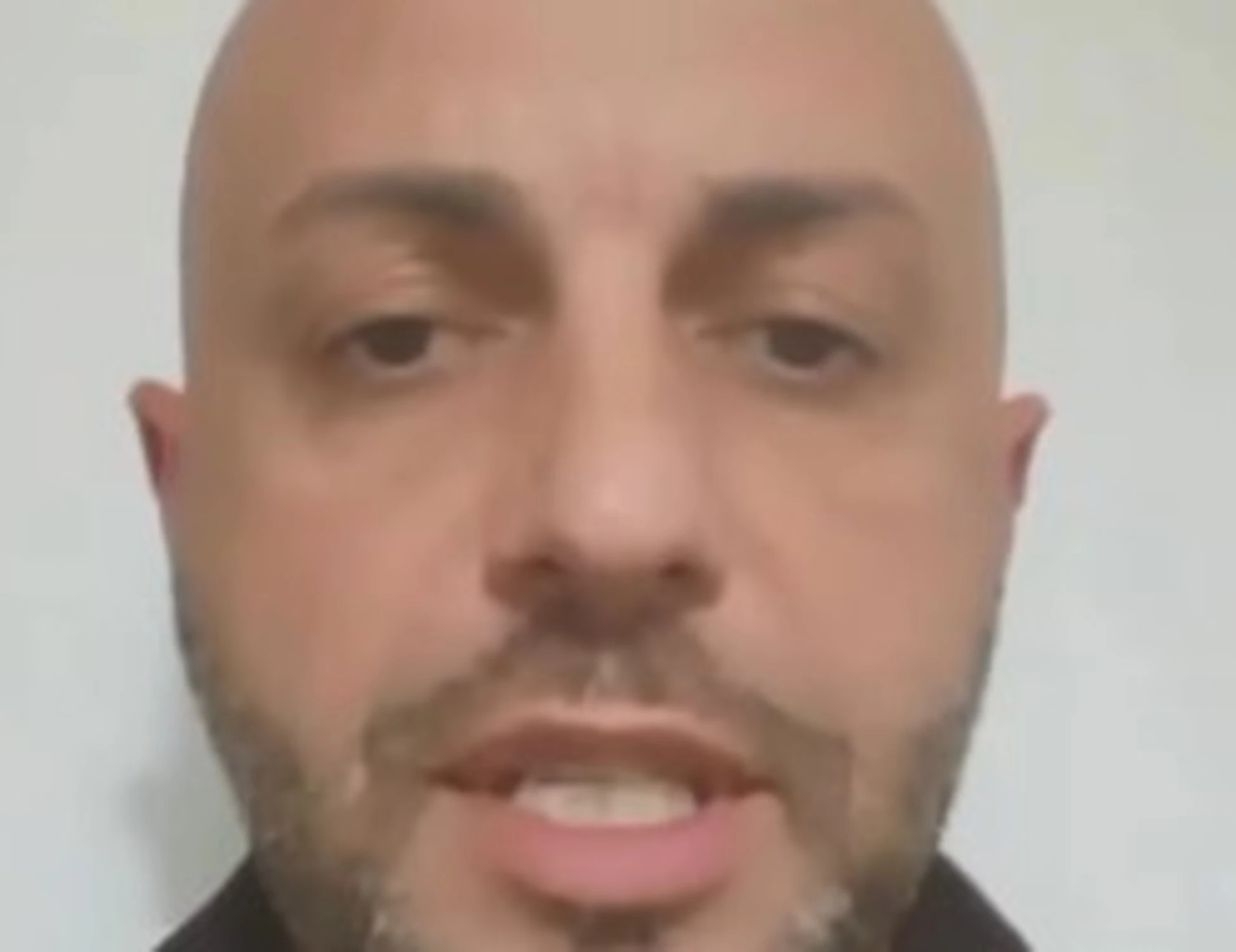Pasquale Griesi, la lezione del poliziotto allo studente con lo specchio: "Dei ragazzini..."