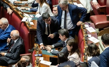 https://media.liberoquotidiano.it/t5h4wcXpje70UhSJAnS9sBnOuIjYUMQEtGtI_FenzQ0/width:800/quality:90/aW1hZ2VzLzIwMjYvMTAvMDgvMDgyMzA2MzY4LTFlYTc5ZDI4LTZmYWUtNDQ2Zi05Mzg5LTVkMDFjNWE0YTM3Zi5qcGc.webp