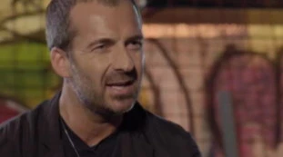 Paolo Berizzi contro Giorgia Meloni: "La galassia neofascista si sposta da Salvini a Fratelli d'Italia"