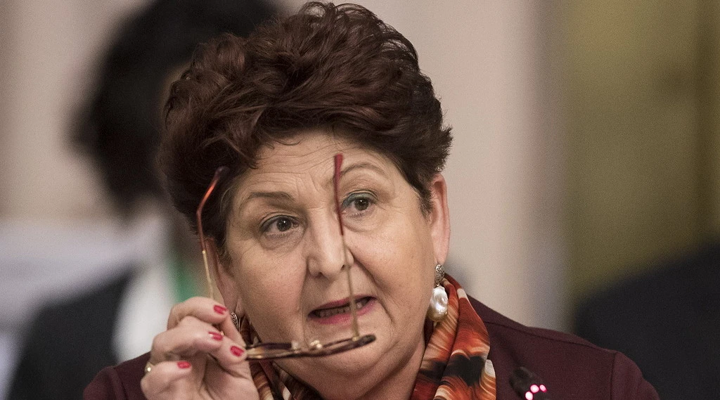Teresa Bellanova, parole pesantissime: "Giuseppe Conte prenda atto, questa esperienza è finita"