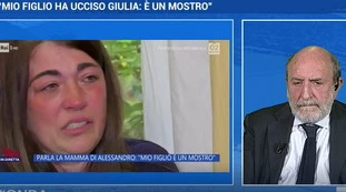 Senago, bomba-Galimberti sulla madre del killer: "Cosa penso di quelle lacrime"