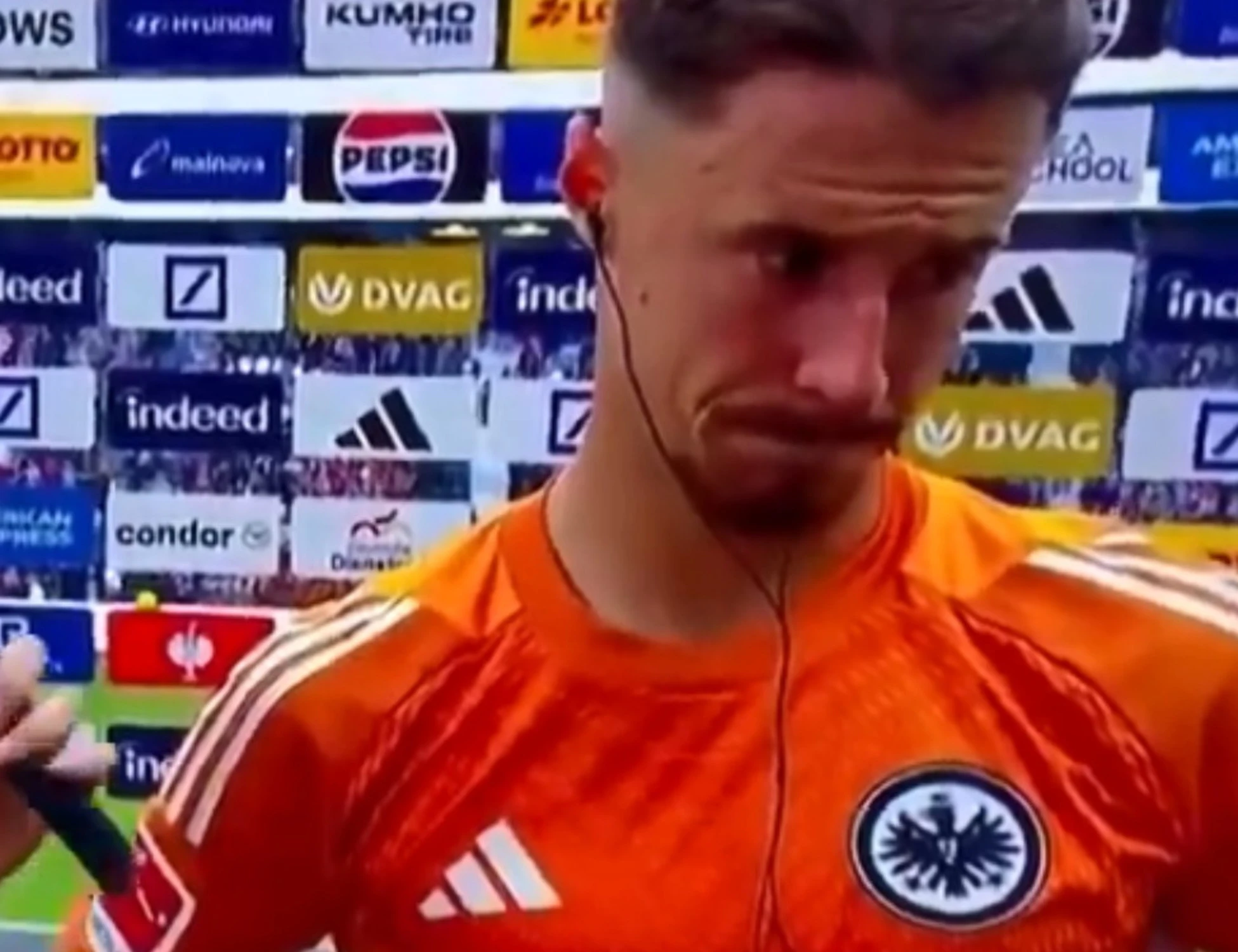 Bundesliga, perde 4-1? La gaffe della giornalista: "Contento?"