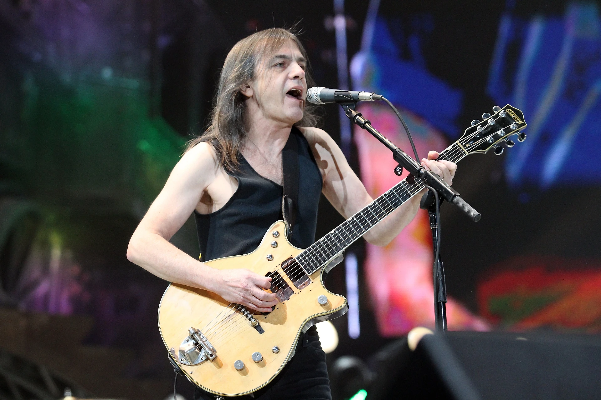 Lutto terribile nel rock, addio a un chitarrista mitico: ha scritto la storia della musica