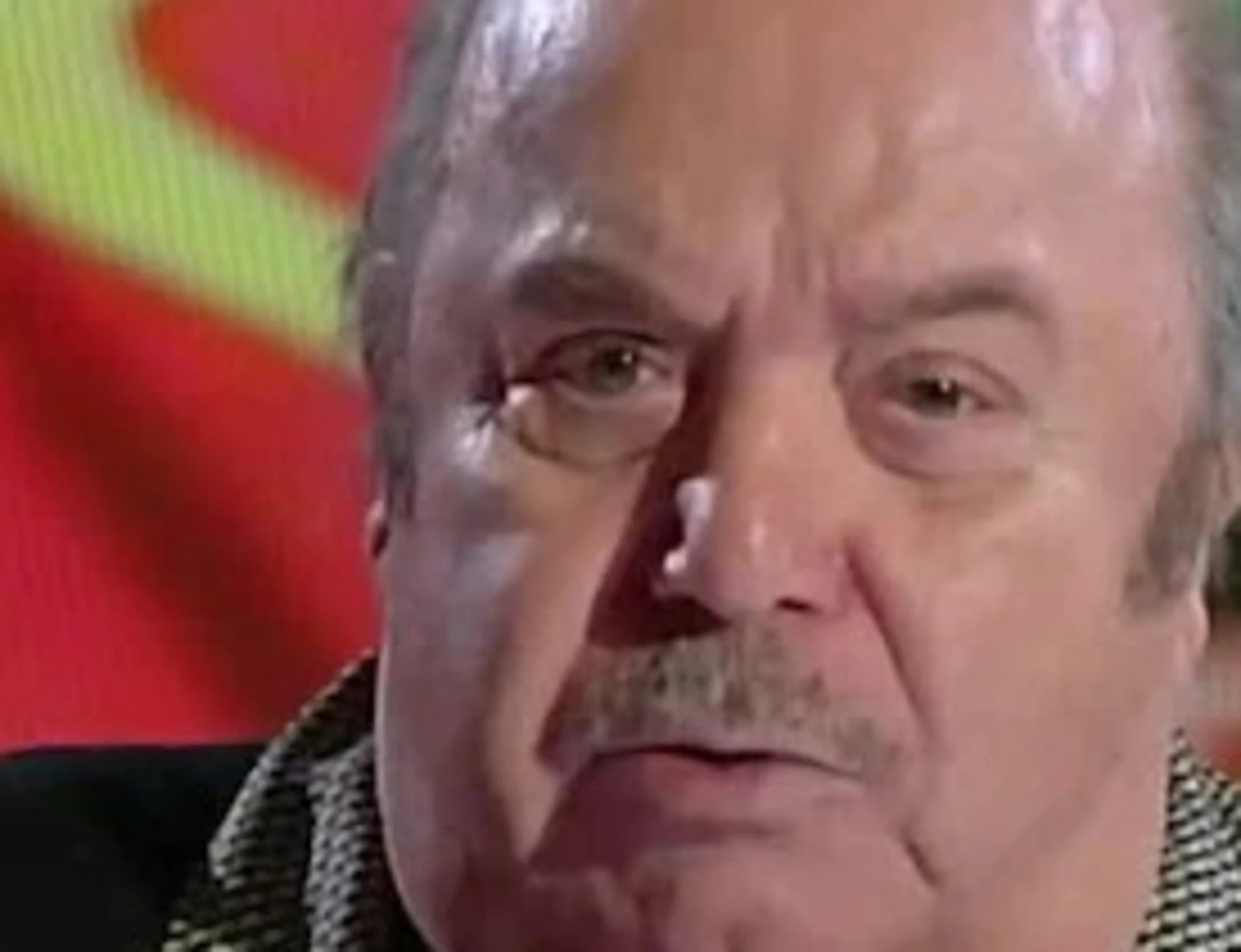 Lino Banfi, un racconto sconvolgente: "Dormivo nei vagoni, non mangiavo"