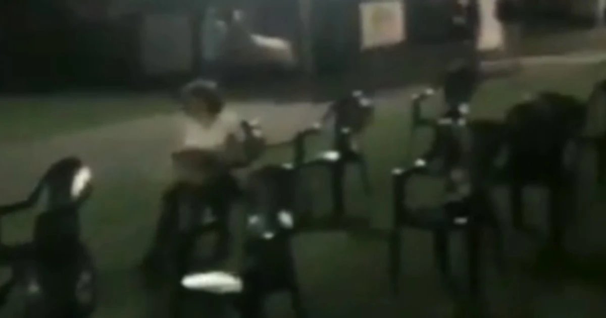 Matteo Salvini e il video con cui sbeffeggia il Pd: festa dell'Unità vuota, "non spingete"