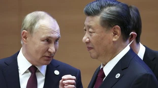 Vladimir Putin "spalle al muro". Report Cia: chi ci porterà alla guerra mondiale