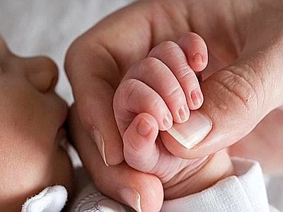 L'Italia invecchia, nascite in calo nel 2011: 15mila in meno rispetto al 2010