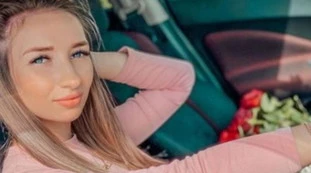 Sardegna, il mistero della modella morta completamente nuda in gommone: il drone e la base Nato