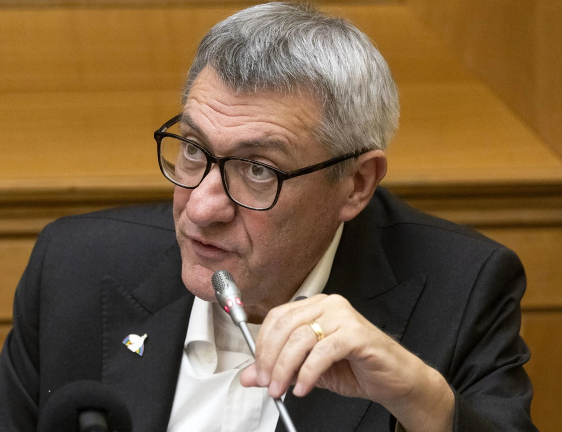 Meloni insultata, "campagna di killeraggio fascista": chi solidarizza con Landini