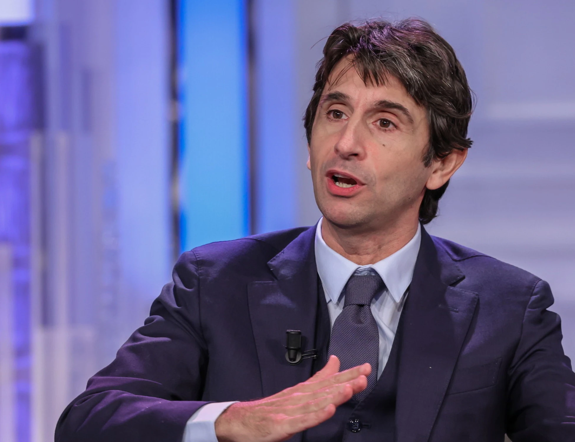 Bruno Vespa, FdI contro il Pd: "Il manganello come metodo, siete rimasti a Telekabul"