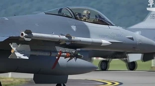 Cina, incursione davanti a Taiwan: 22 aerei e 5 navi da guerra