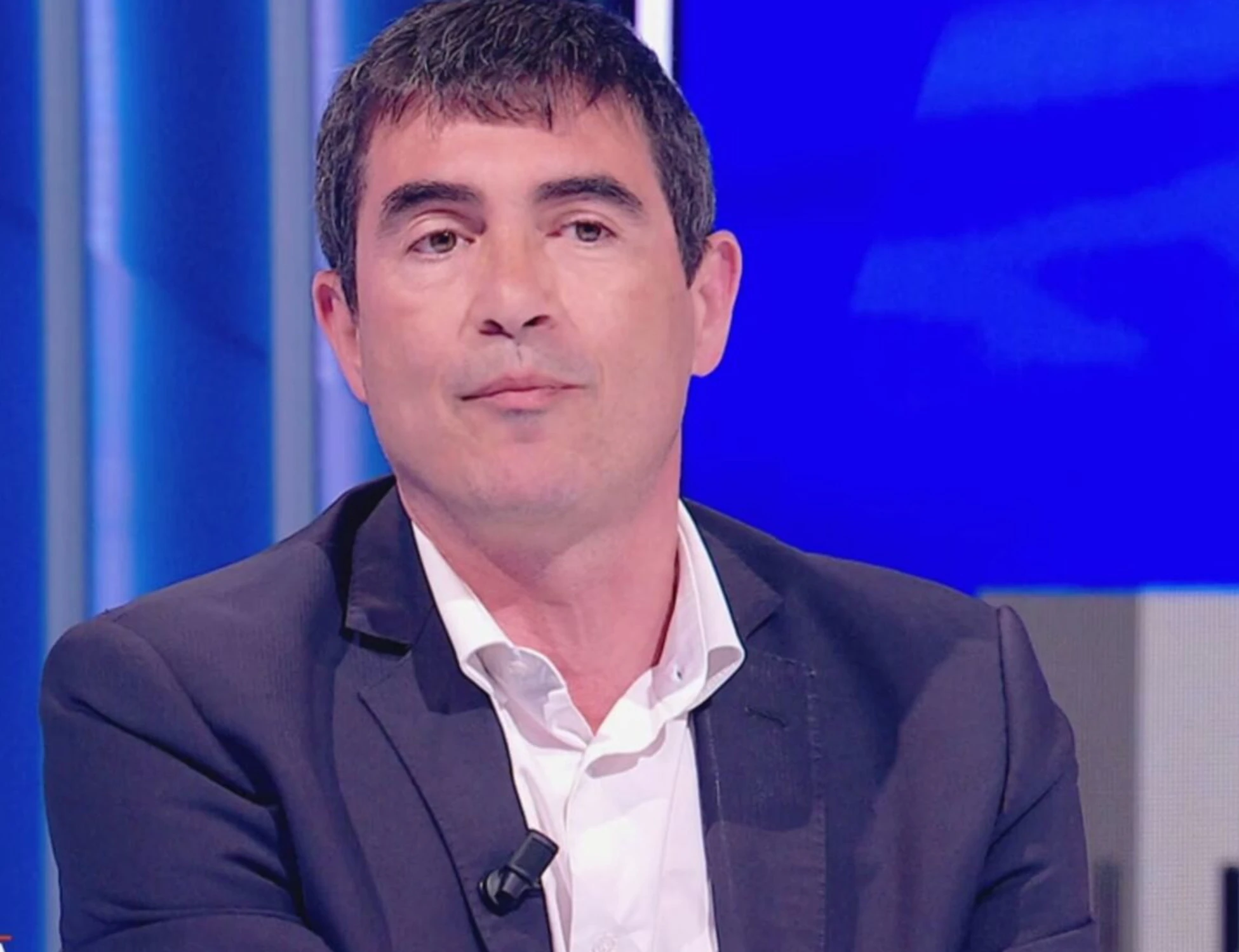 Fratoianni contro Decaro: "Libero da cosa?"