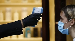 Termoscanner, lo studio Usa: imprecisi e inutili, troppe variabili umane. Sono il miglior alleato del Covid?
