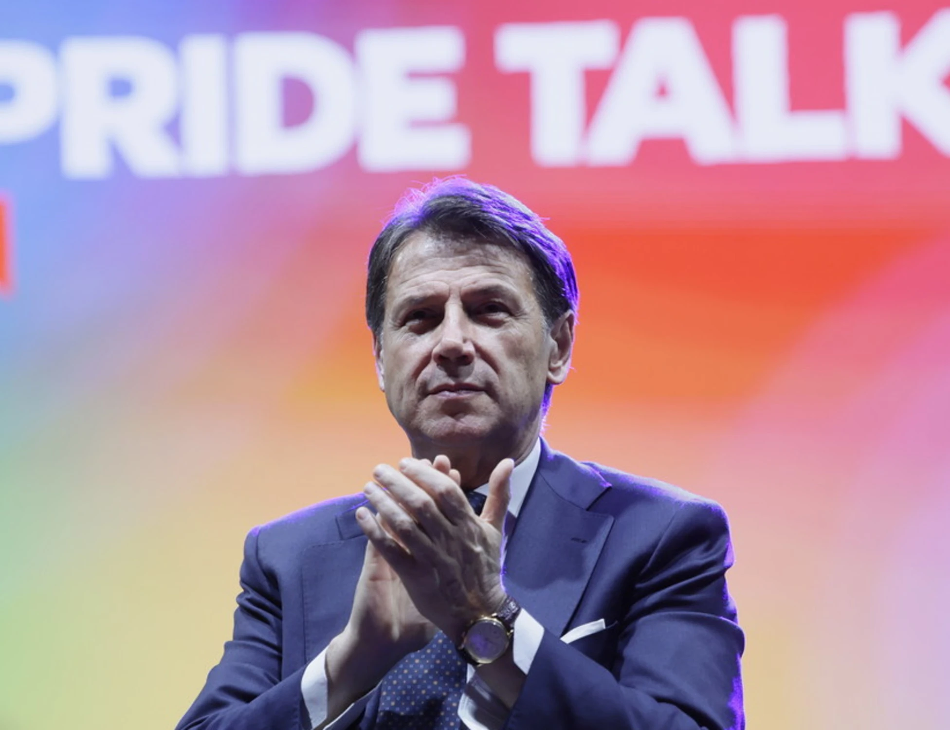Giuseppe Conte, bordata del piddino Sensi: "Quando parla, al Cremlino stappano la vodka"