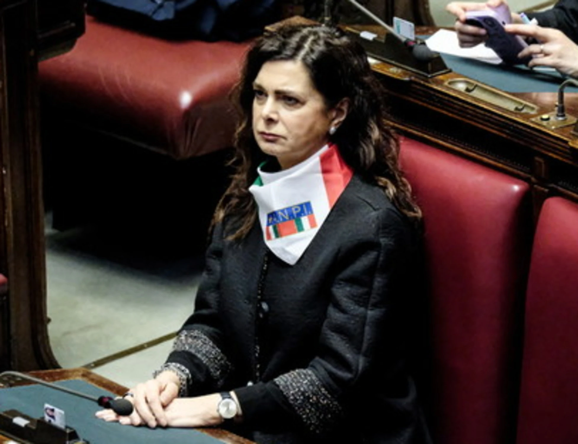 Boldrini in imbarazzo, FdI impietosa: "Come con il comunismo?"