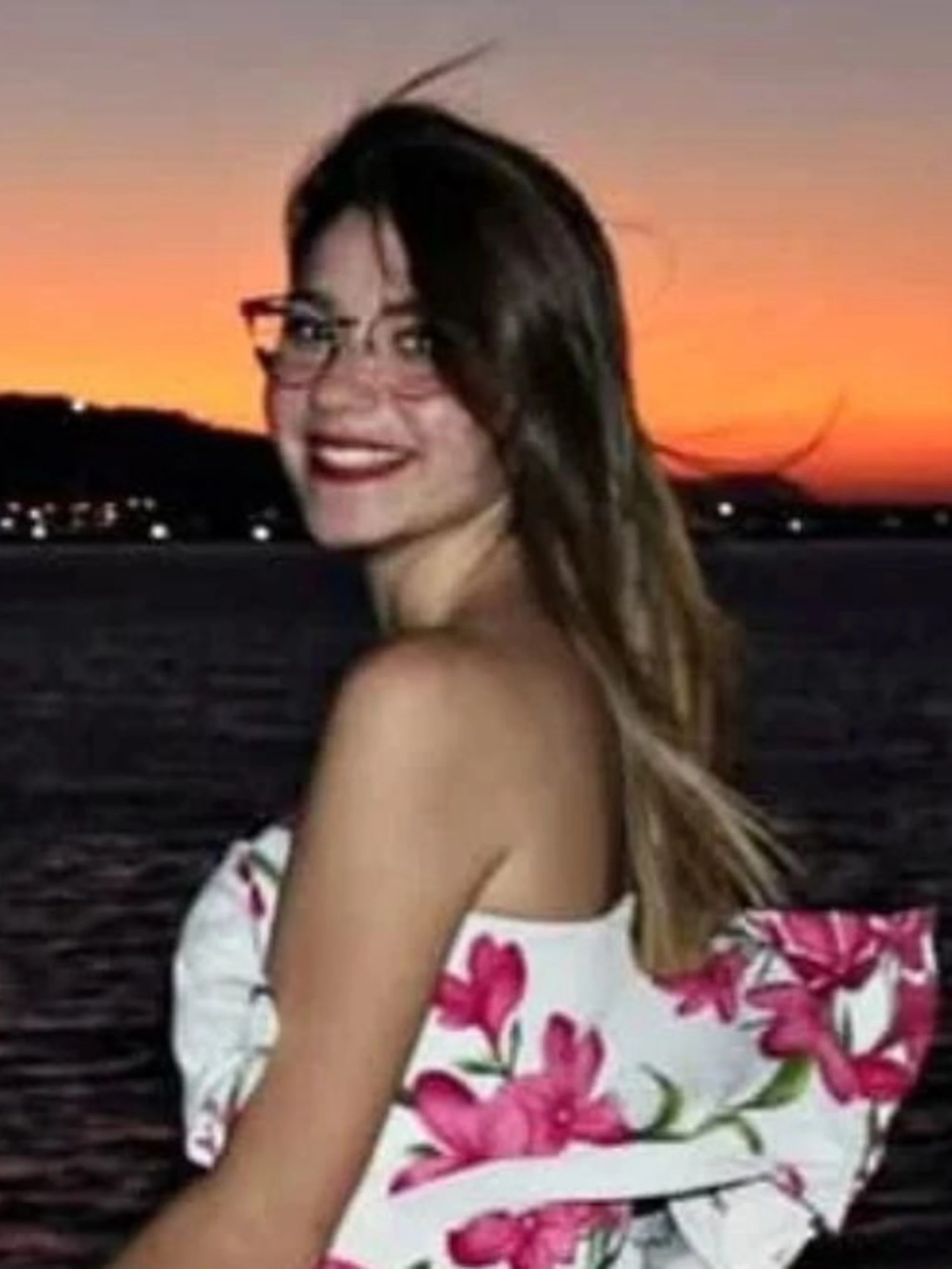 Messina, 22enne uccisa in strada a coltellate: "L'assassino è in fuga"
