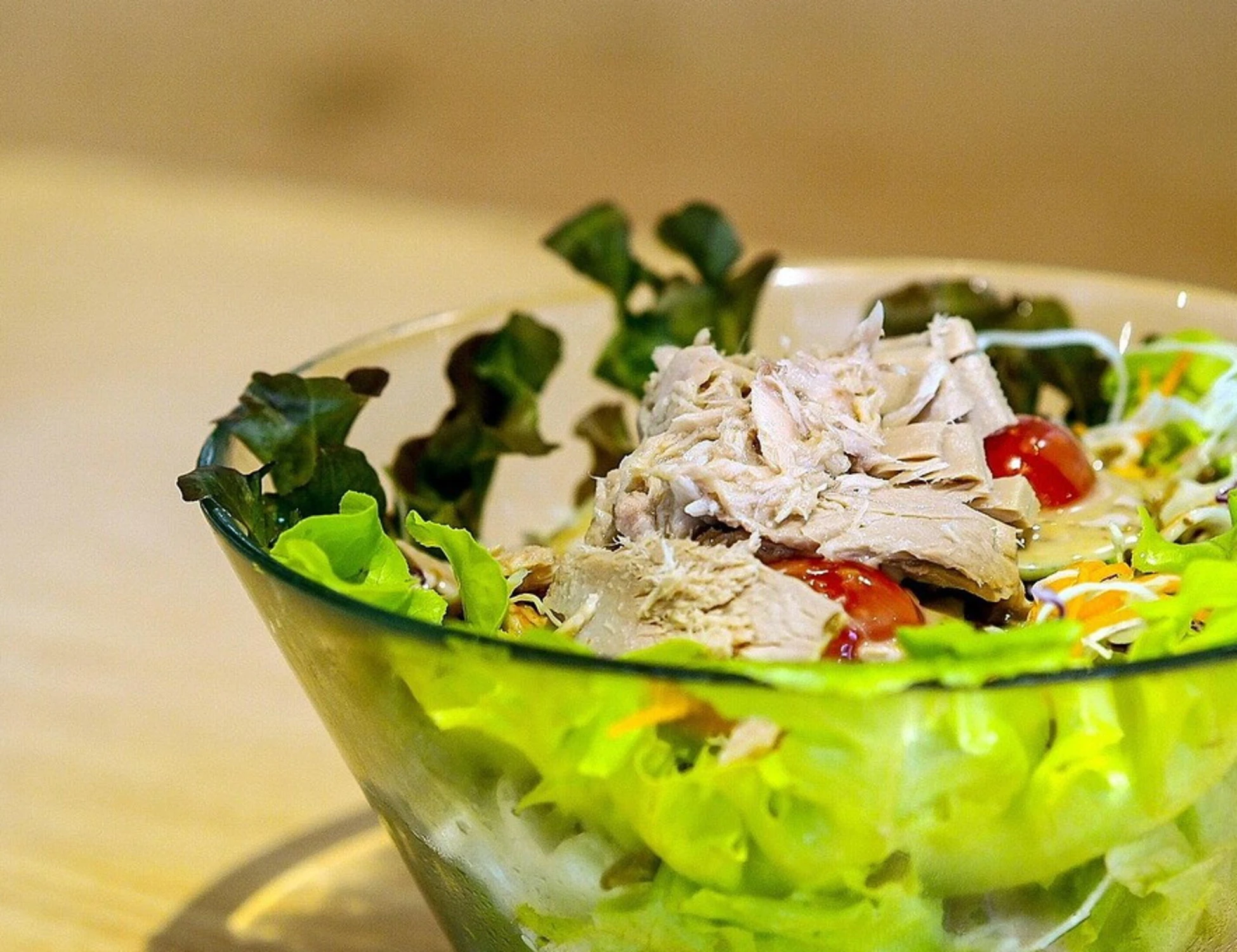 Cagliari, mangiano tonno in pausa pranzo: finiscono intossicati