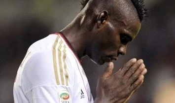 Serie A: Torino-Milan 2-2, Napoli-Atalanta 2-0