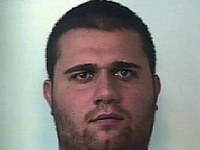 Faida di Scampia, arrestato capo dei 'girati' Il blitz della polizia in villa super blindata