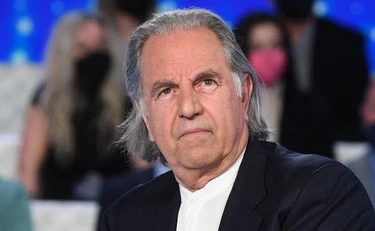 Jannik Sinner se je umaknil z mešanih dvojic na US Openu, pojavljajo se vprašanja o njegovem stanju.