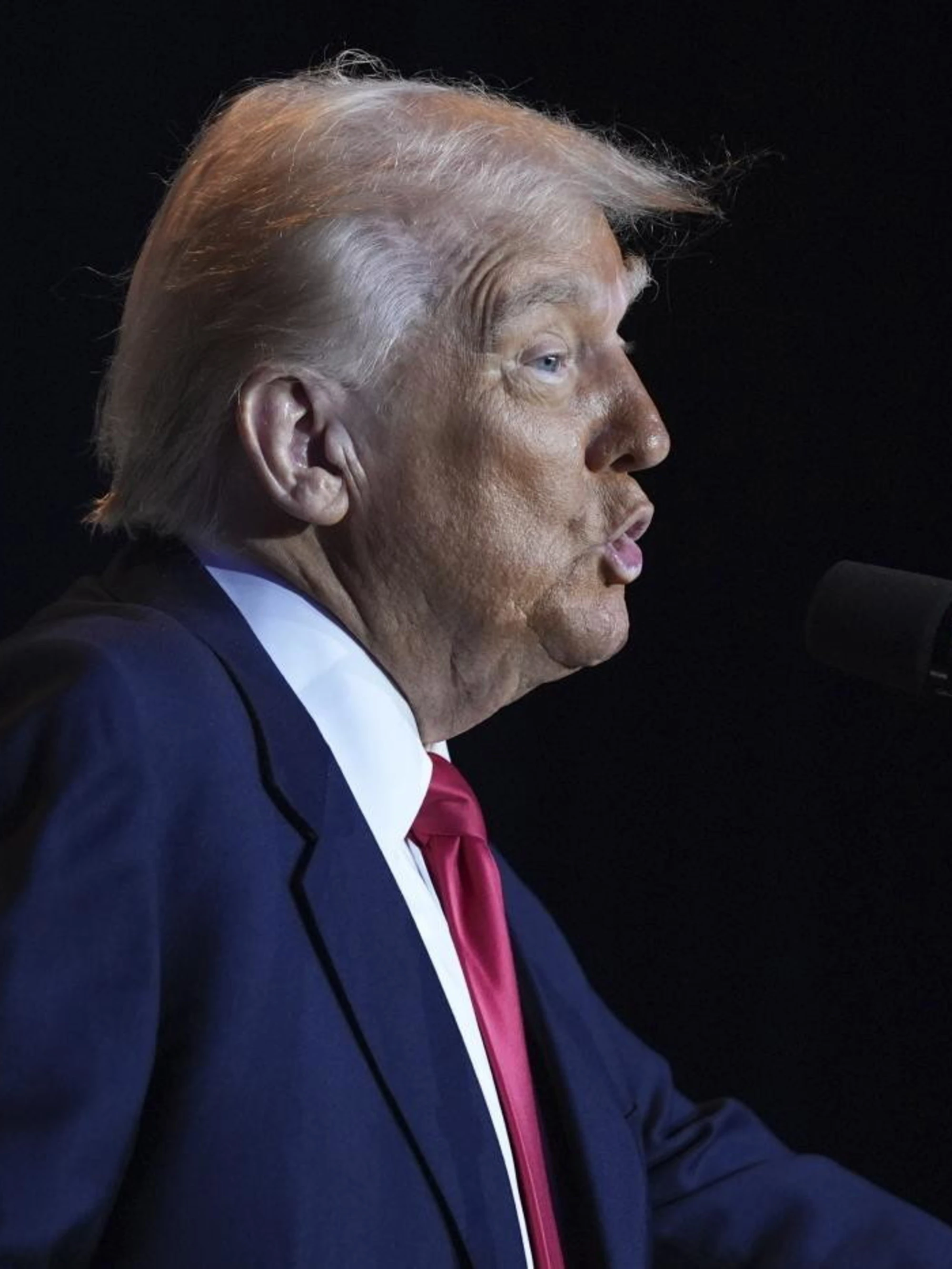Covid, il messaggio di Trump al mondo: della Cina non ci si può fidare