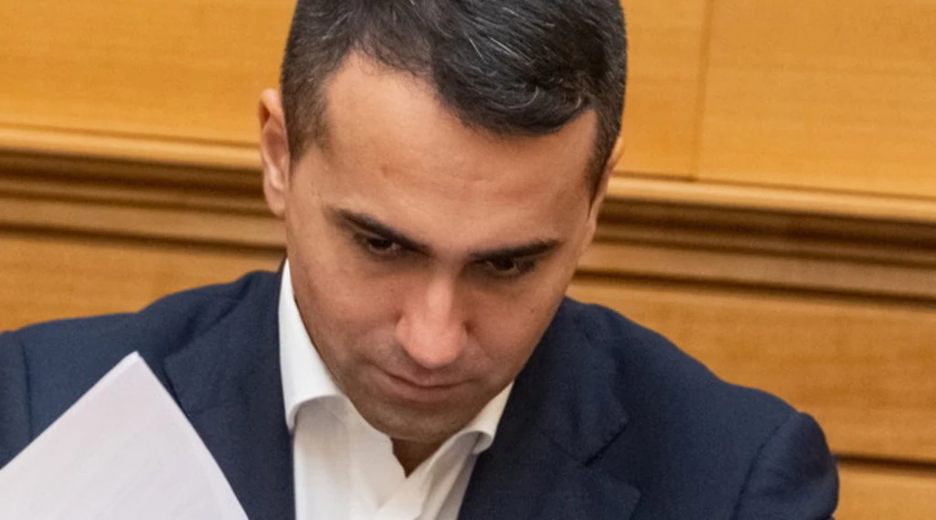 Luigi Di Maio, clamoroso flop: gli italiani lo cacciano dal Parlamento