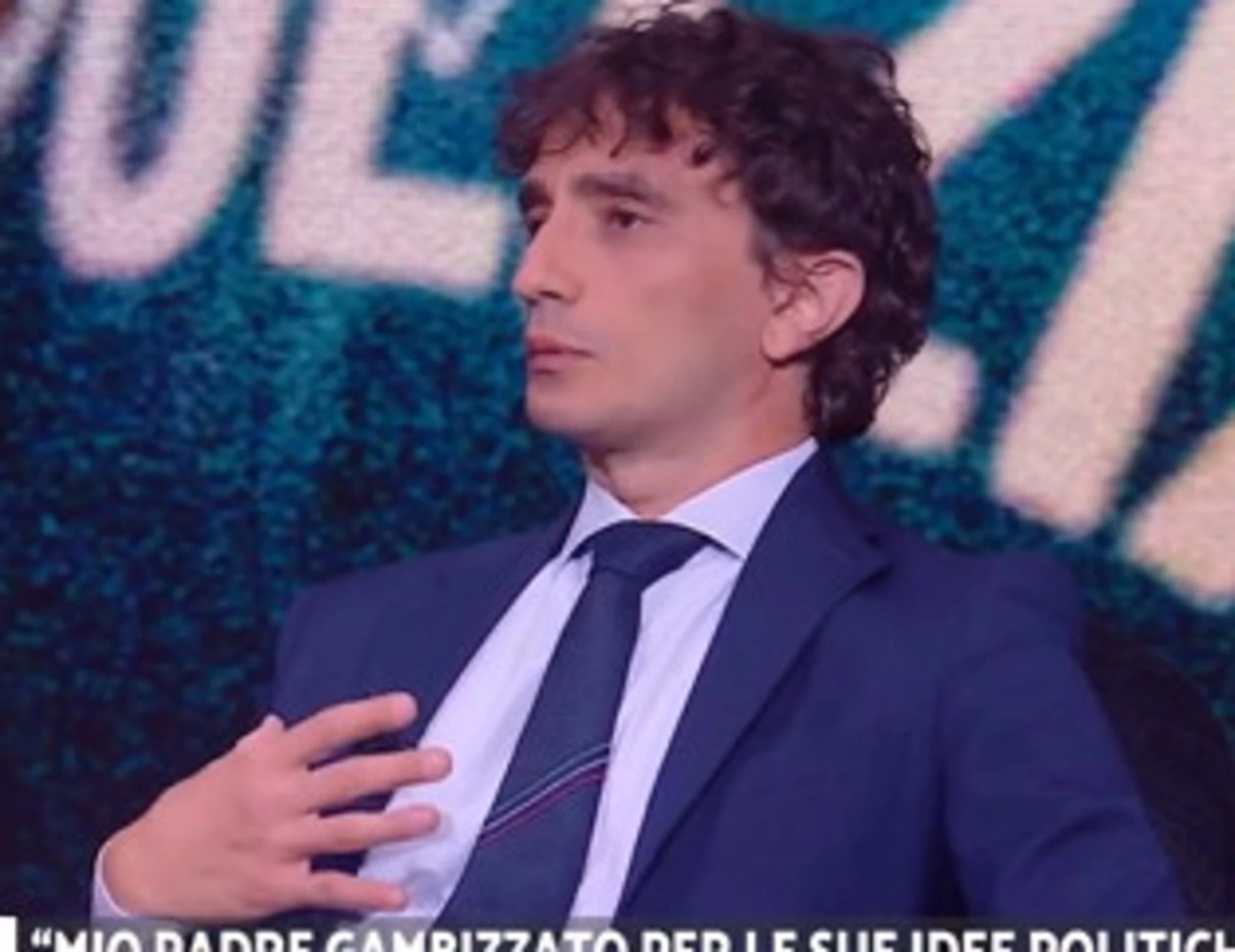 Galeazzo Bignami da brividi: il padre gambizzato dai rossi, "cosa vedo all'orizzonte"