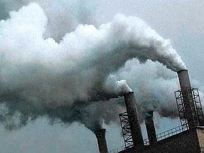 L'Italia centra gli obiettivi degli accordi di Kyoto per il 2012, emissioni di gas serra a -7%