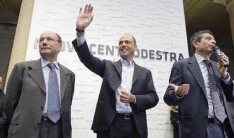 Ncd, Alfano in cerca di fondi: 1000 euro di contributo per i parlamentari
