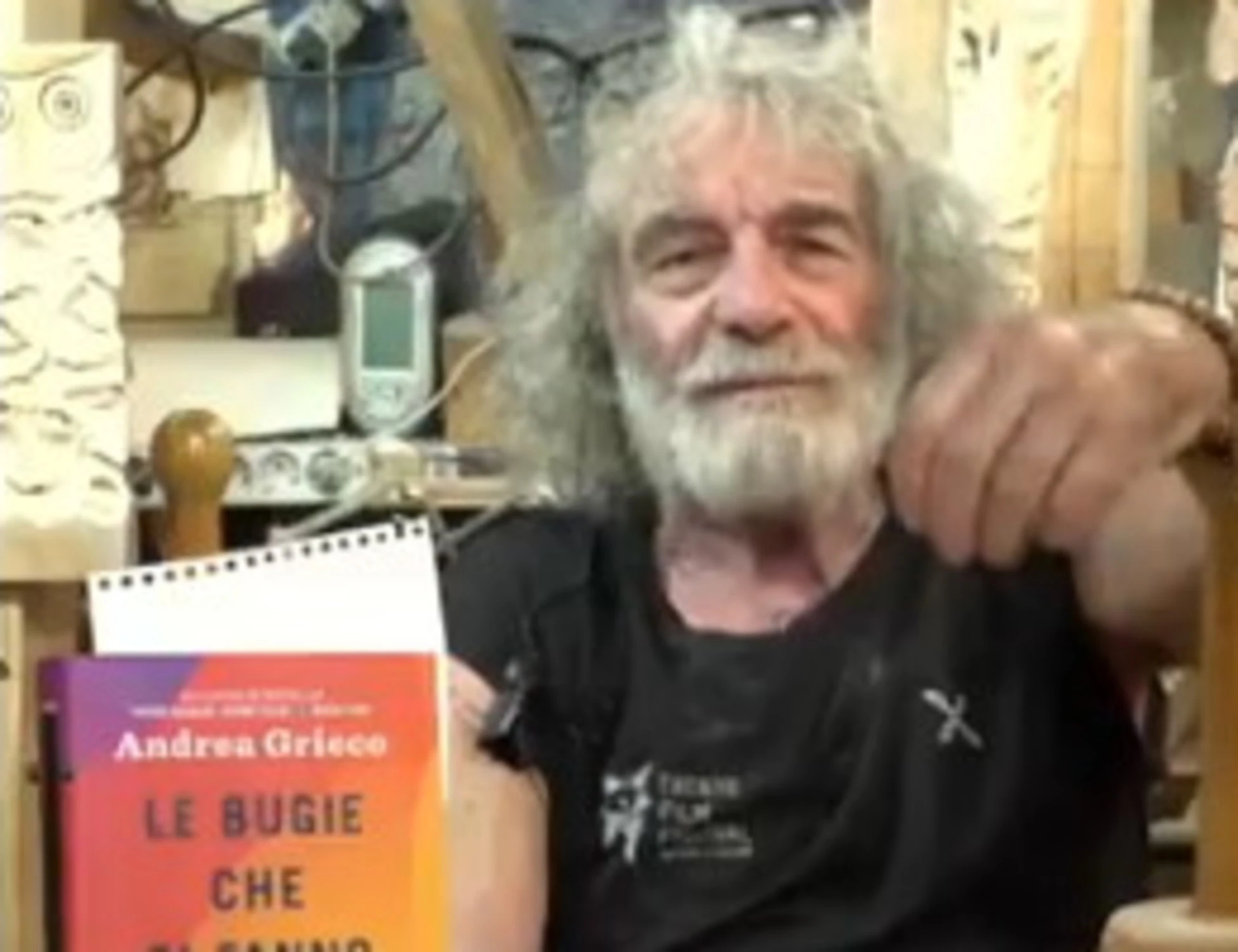 Mauro Corona, la sentenza: "Anche a sinistra non vogliono gli immigrati"
