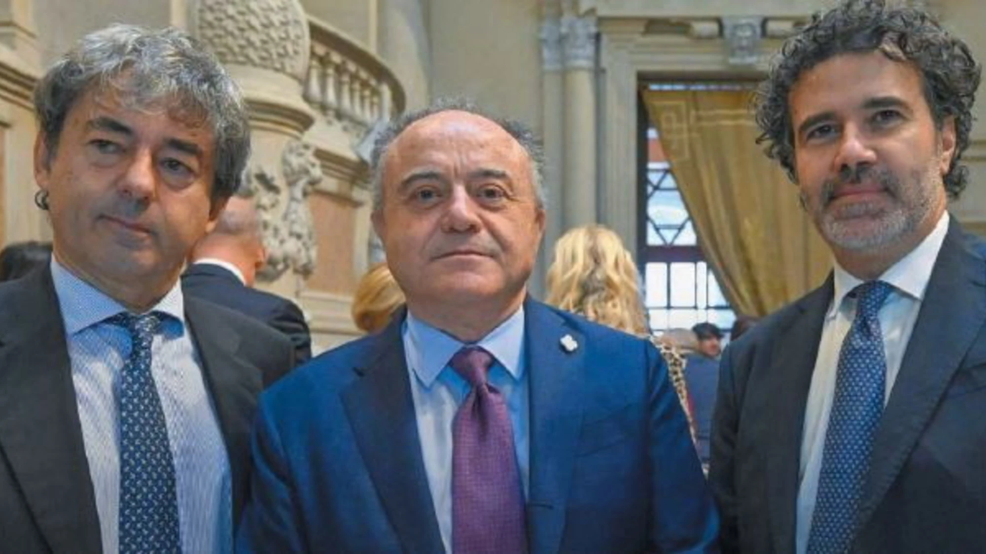 L’Anm ora difende anche le fake di Gratteri