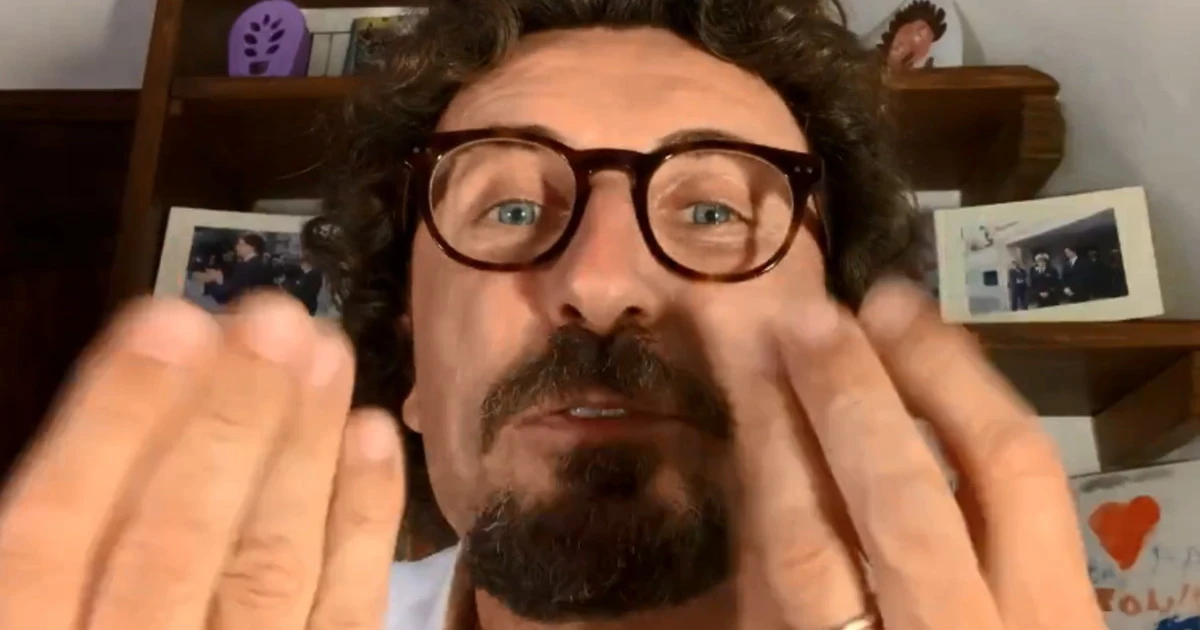 Danilo Toninelli contro Attilio Fontana: "Contrario al dpcm all'ora di cena? Delirio totale"