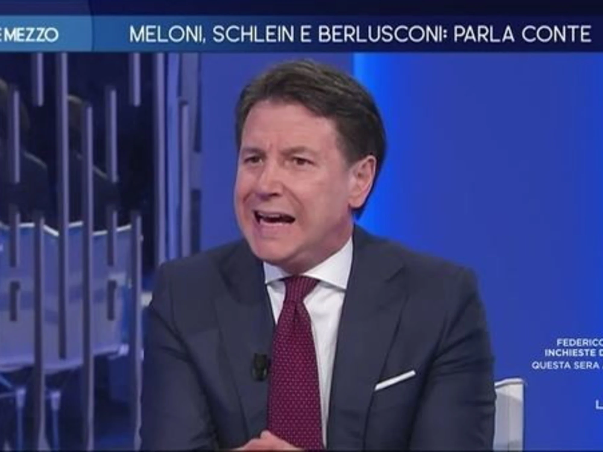 Giuseppe Conte sciacallo sul poliziotto: incolpa il governo