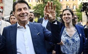 Hannoun, Schlein muta. Conte parla, ma...