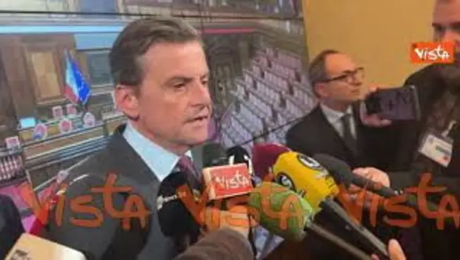 Leggi l'articolo: Manovra, Calenda: Manca idea del Paese, il problema del Governo è la Lega