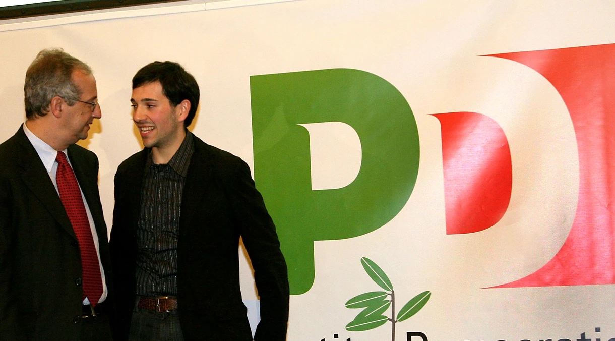 Pd e Matteo Renzi umiliati dall'inventore del simbolo del partito: "Oggi voto per M5S"