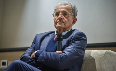 Romano Prodi e l'imam della Flotilla: un caso inquietante a Bologna