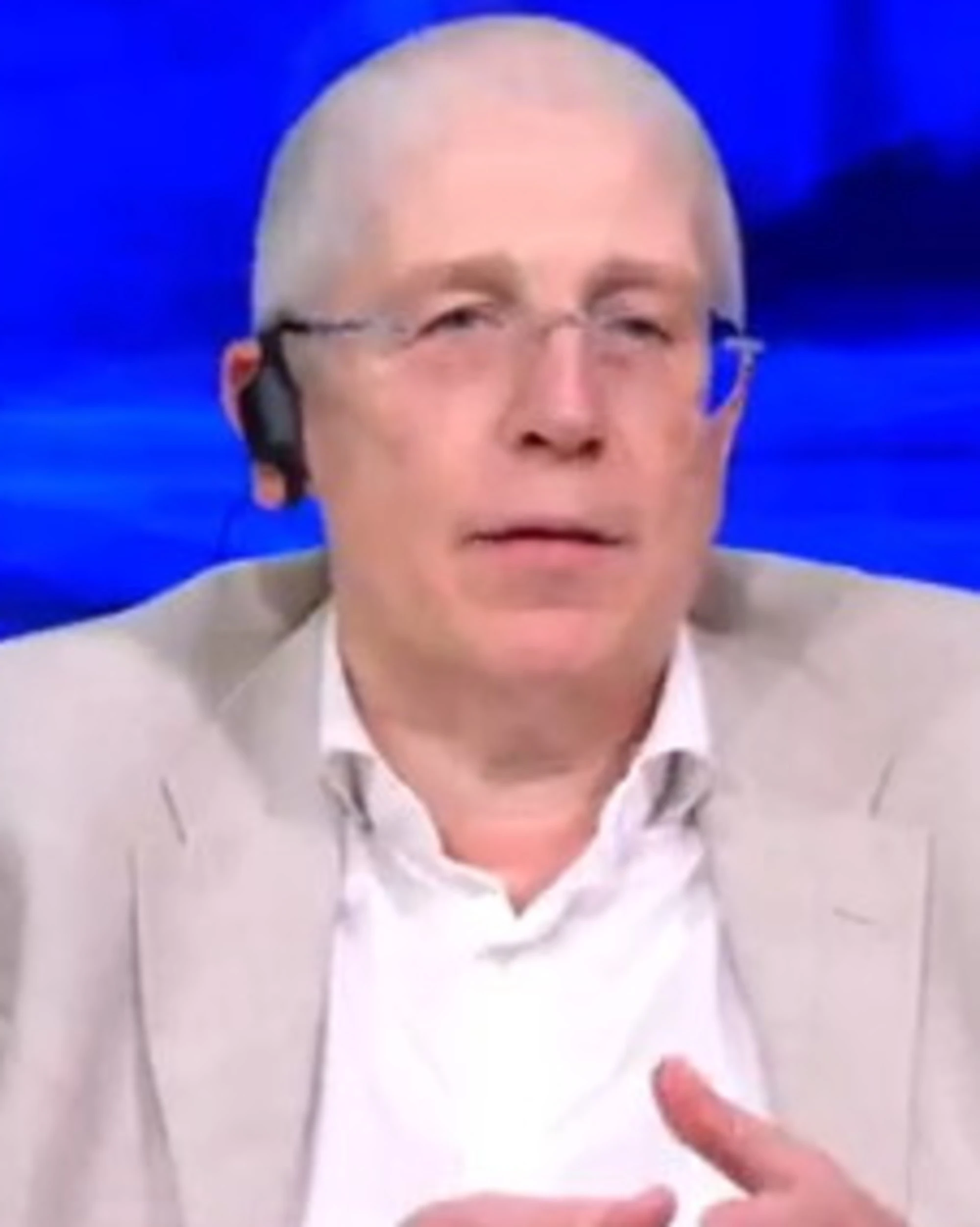 Mario Giordano, "state attenti": scatenato sull'immigrazione