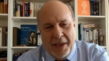 Berlusconi, Friedman: "Cosa mi disse ad Arcore", l'aneddoto nel giorno del ricovero