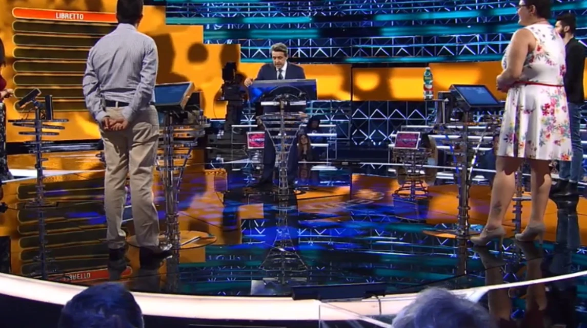 L'Eredità, Flavio Insinna: la pazzesca rivelazione su Maria De Filippi che turba Mediaset