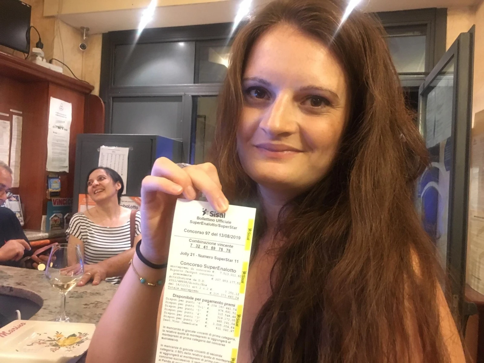 SuperEnalotto, i dettagli della vincita record: "Due euro alla cieca" e la coincidenza da brividi sui numeri