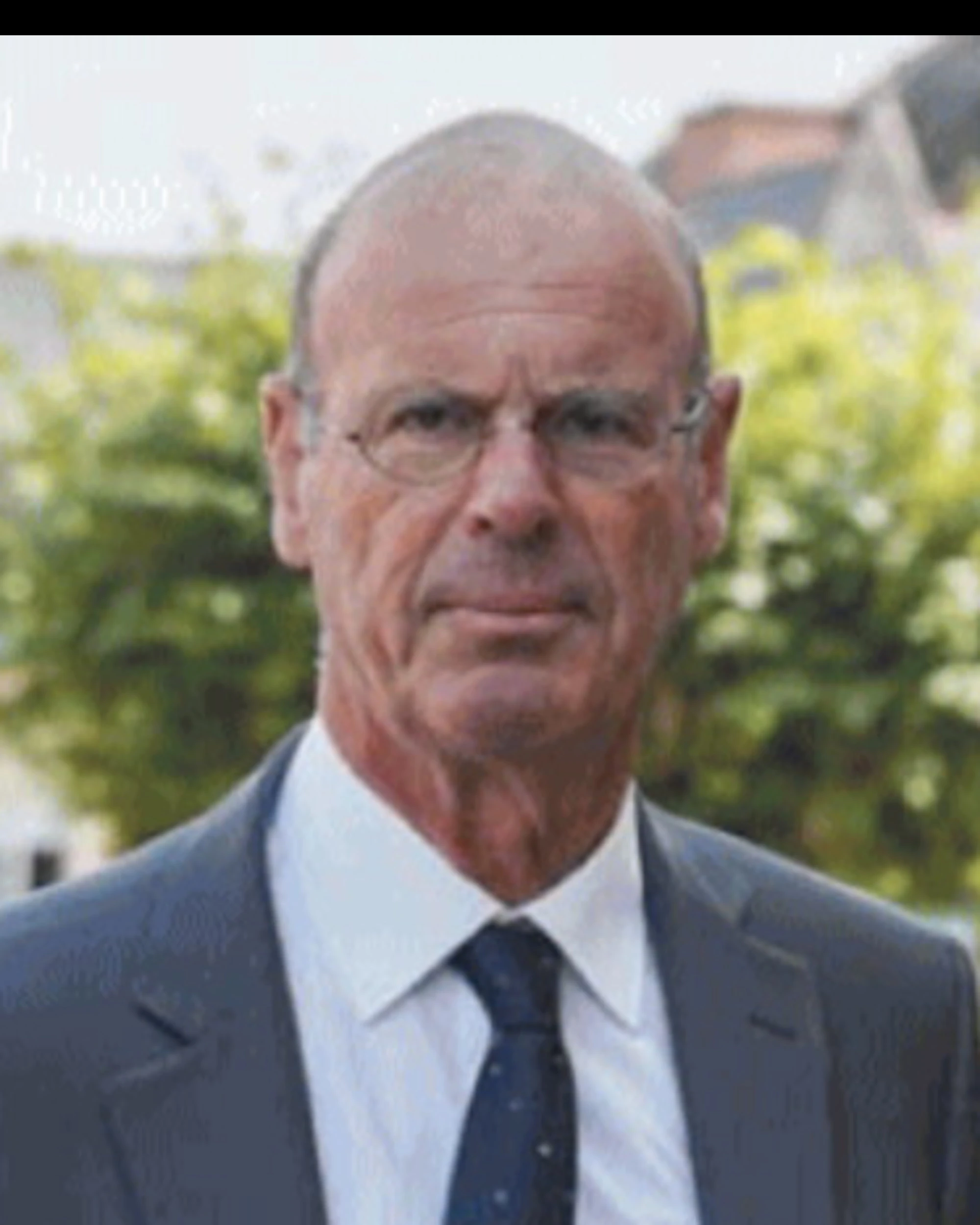 Francia in crisi economica,  idea patrimoniale. E l'Italia aggancia Parigi