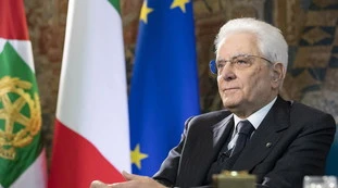 Sergio Mattarella dopo il caos in aula: "Amareggiato". I timori del Quirinale dopo l'affondo di Ricciardi in aula