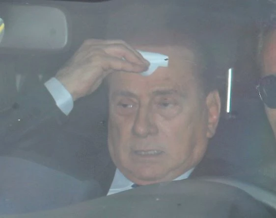 Silvio Berlusconi, non è finita: indagato dai giudici di Firenze per le stragi di mafia del 1993