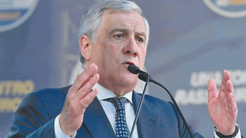 https://media.liberoquotidiano.it/ttBlkly-3qjlxS8RgmDbCT7lJM0FPc4VnjnmMICOq2U/width:800/quality:90/aW1hZ2VzLzIwMjUvMDkvMDkvMTEzNzE4NzcwLTFlNGM4MTY1LWMyY2ItNDRjZC1hZDc2LTJkYWM5NTc1NGMzMi5qcGc.webp