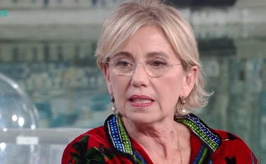Concita De Gregorio, a Che Tempo Che Fa la sparata sui violenti: "La rabbia? Sentimento secondario". Poi l'attacco a Meloni