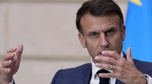 Salvini durissimo contro Macron: "Ossessionato, pericoloso e disperato"