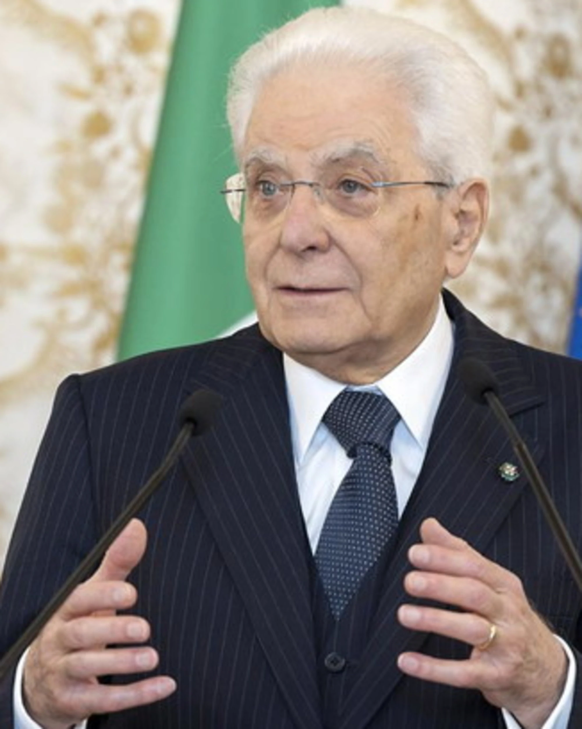 Mattarella ricoverato, intervento programmato per l'impianto di un pacemaker