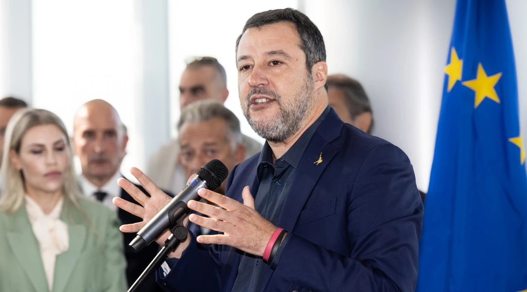 Salvini contro la giudice che libera i migranti: "Ne chiederemo conto in parlamento"