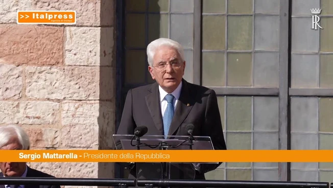 Mattarella ad Assisi "Guerre insensate, San Francesco possa indicare via pace"